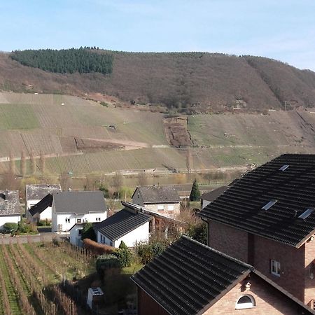 Gaestehaus Moselblick Trittenheim Bagian luar foto