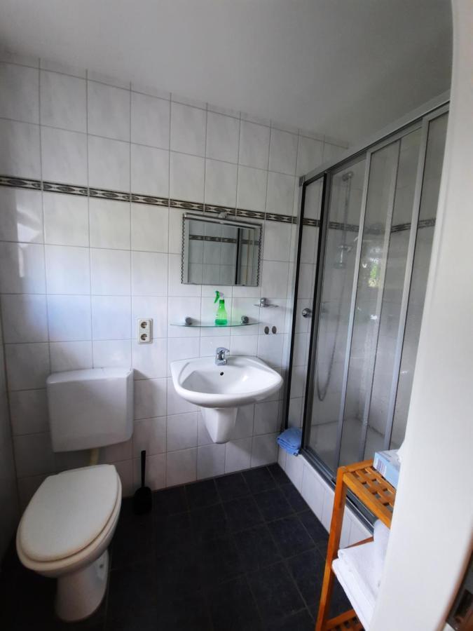 Gaestehaus Moselblick Trittenheim Bagian luar foto